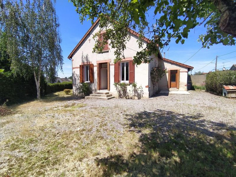 Chalet De 210 M Habitables Repartit Sur 3 Niveaux Plus Garage Deux Vehicules Chauffage Central Fioul Situe Face A La Chaine Du Combloux Chalet Haute Savoie