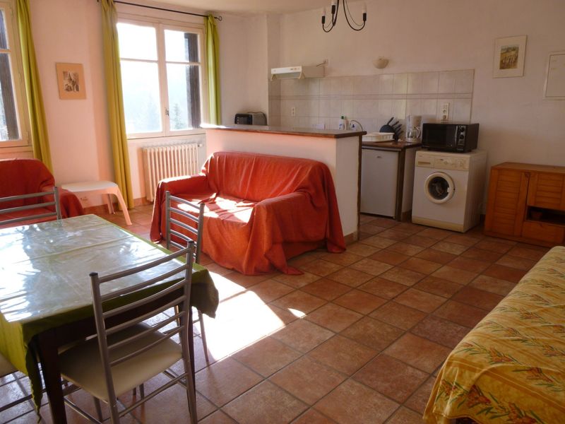 Appartement A Louer Villefranche De Panat 12430