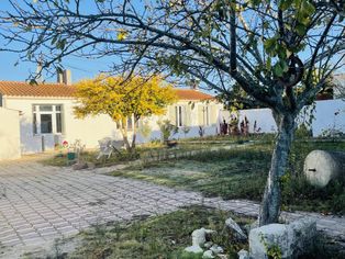 Vente Maison Le Chateau D Oleron 17 19 Annonces Immobilieres Au Chateau D Oleron A Vendre A Louer